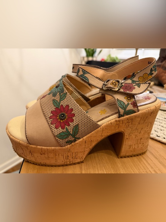 L'artiste Shoes - L'Artiste halena platforms